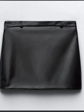 Zara Black Faux Leather Mini Skirt with Belt Loops